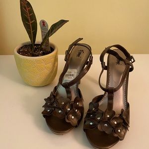 Fioni Shoes, size 8